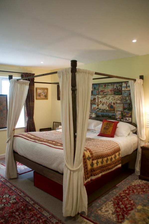 The Old Deer House Bed & Breakfast โบดมิน ภายนอก รูปภาพ